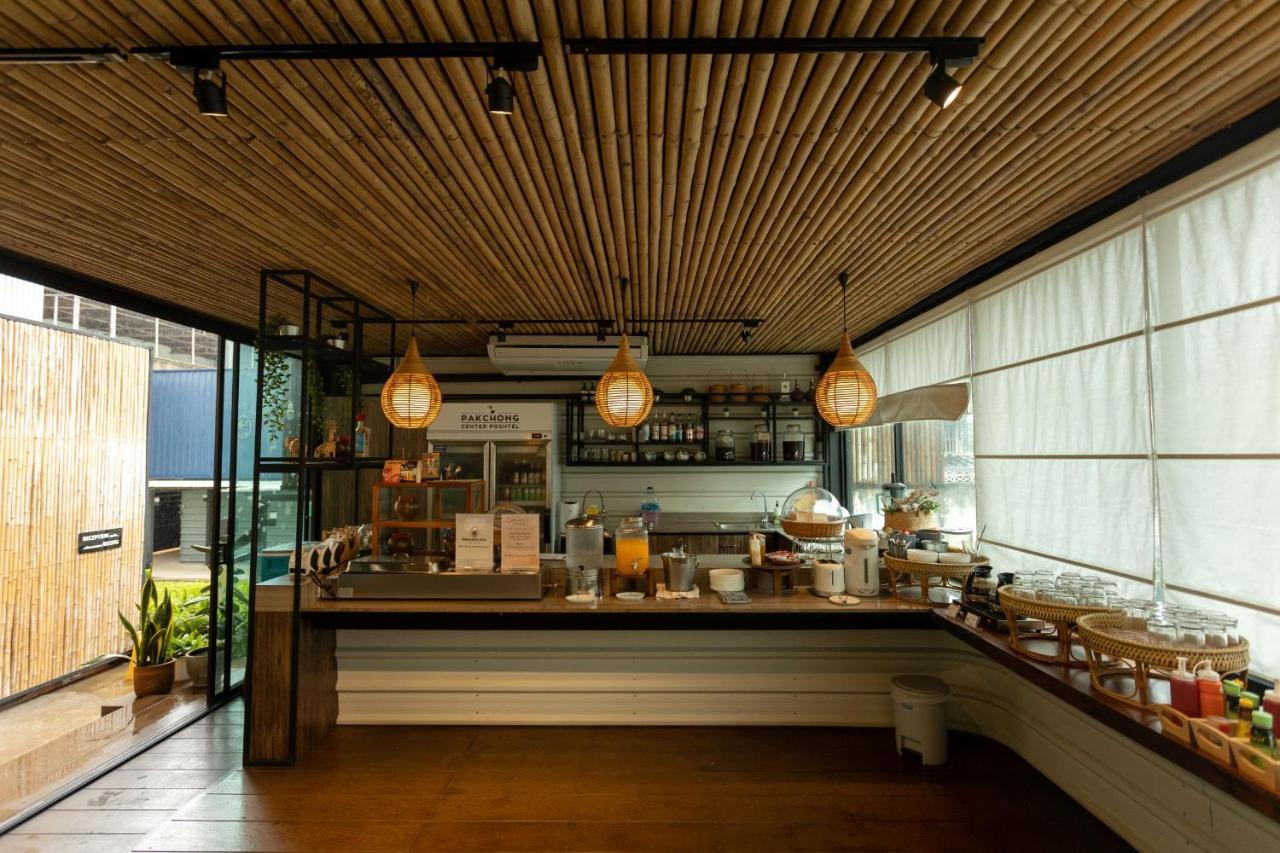 Pakchong Center Poshtel Hotel Exterior photo